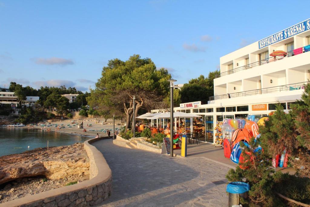 S'Arenal Apartments Portinatx Exterior foto